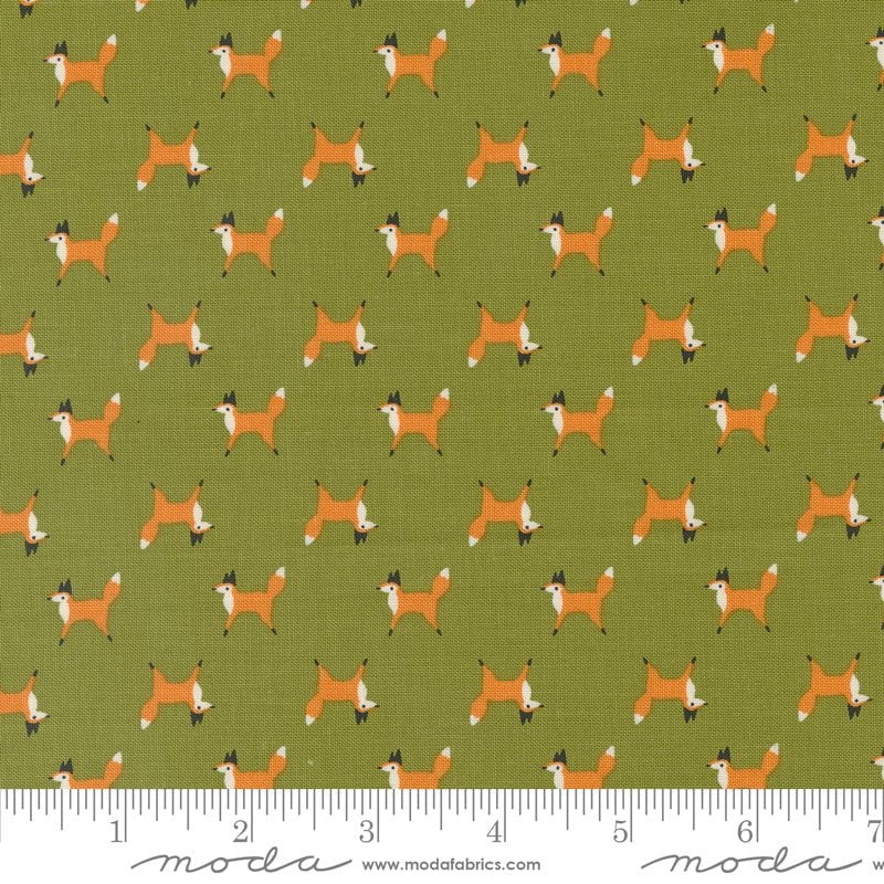 Woodland Wonder: Fox Trot in Fern Yardage