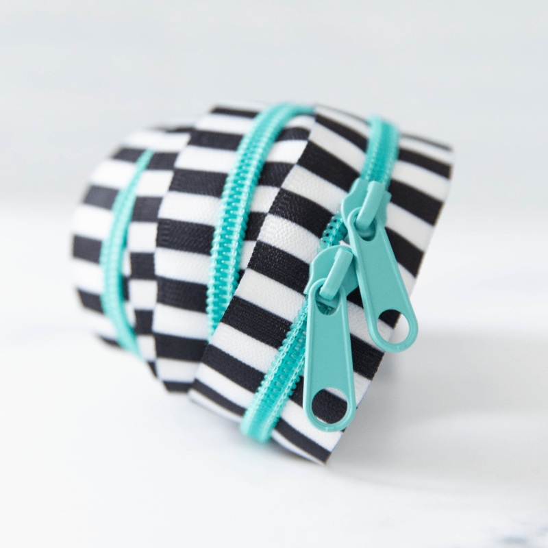 Wholesale Black and White Stripe Zipper in Caribbean – 2 Pack