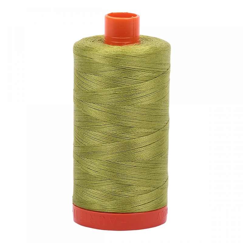 1147 Aurifil – Light Leaf Green