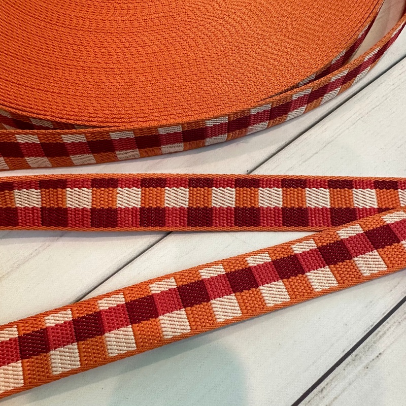 1″ Webbing: Picnic in Orange, Cream & Cranberry