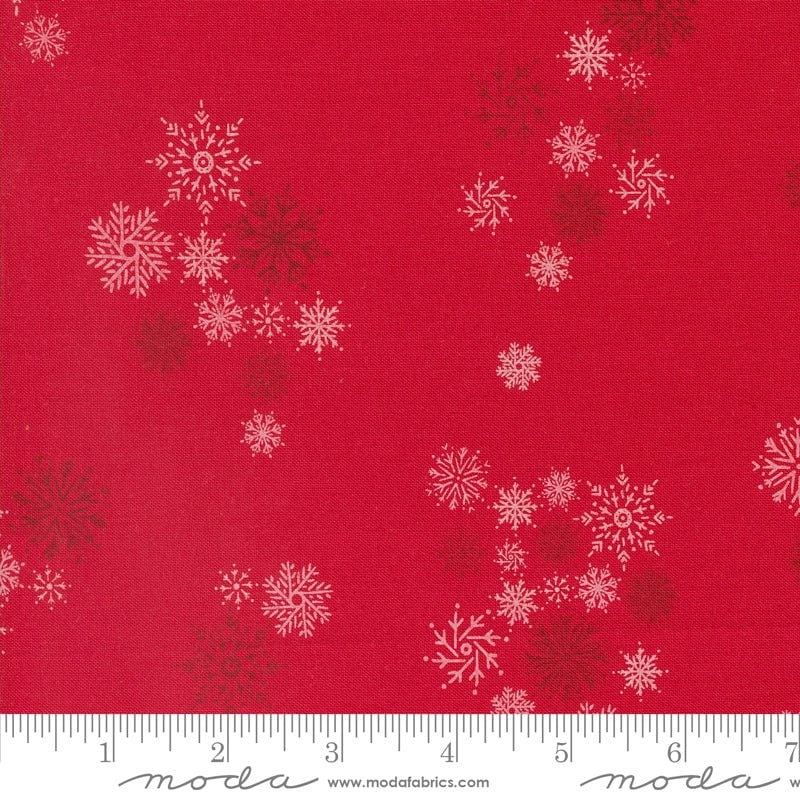 Wonderland: Snowflake in Berry **ALMOST GONE** Fat Quarter