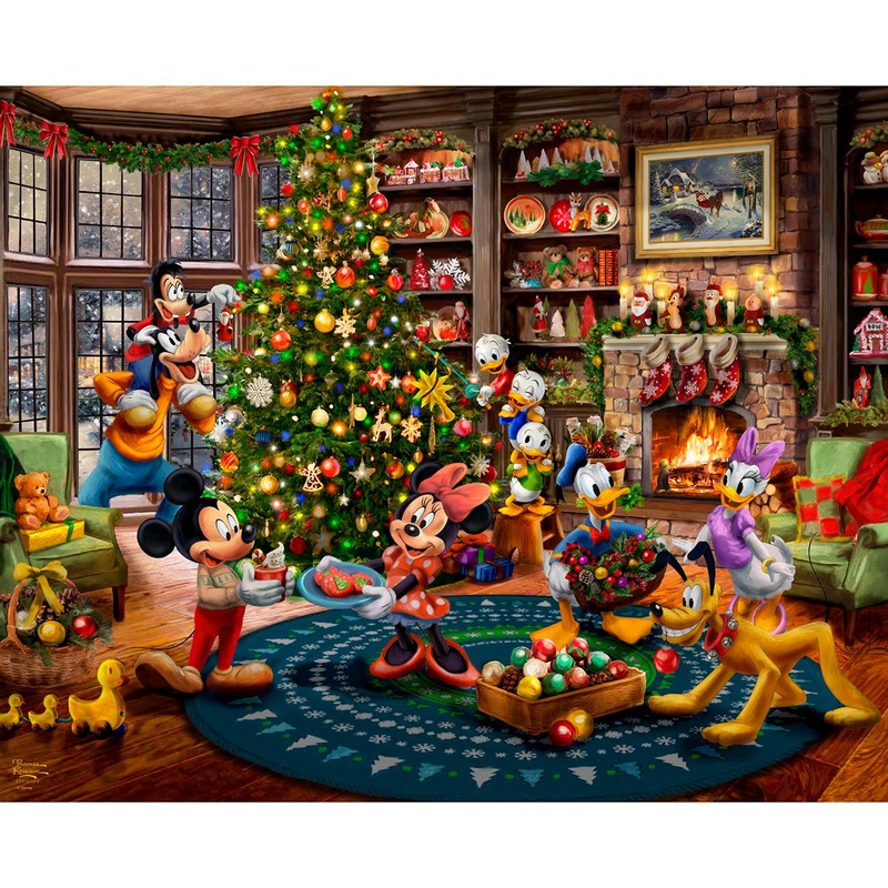 Disney-Mickey & Minnie Trimming The Tree 36″ Panel DS-2277-4C