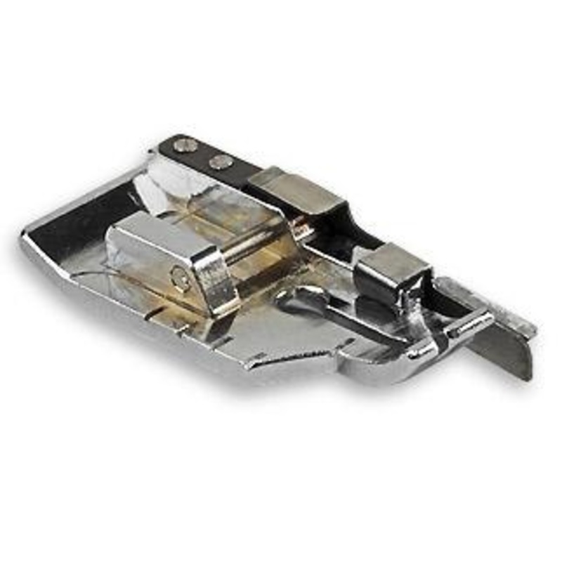 1/4″ Piecing Foot with Guide – SA185 Brother
