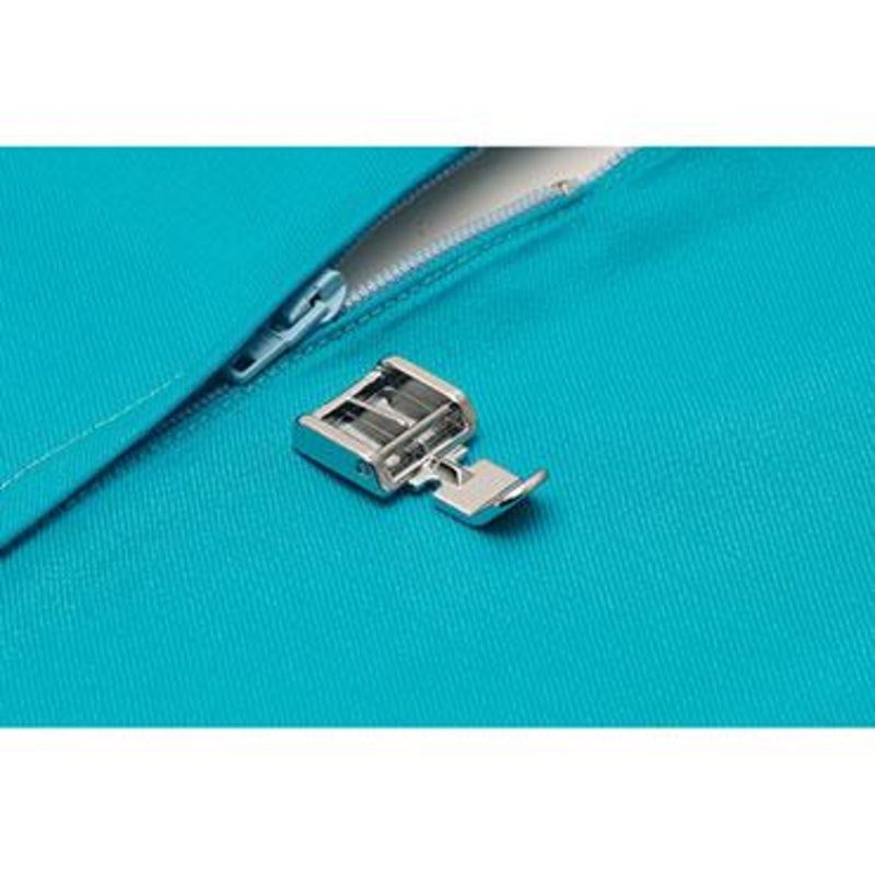BL FT- ZIPPER FOOT I CARDED