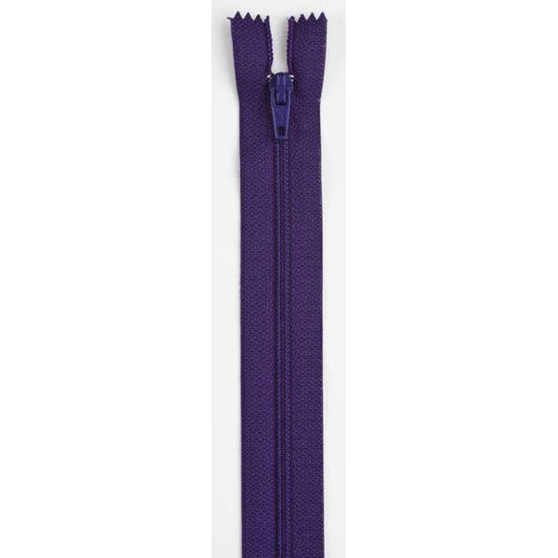 All-Purpose Polyester Coil Zipper 14in Purple – F7214-098