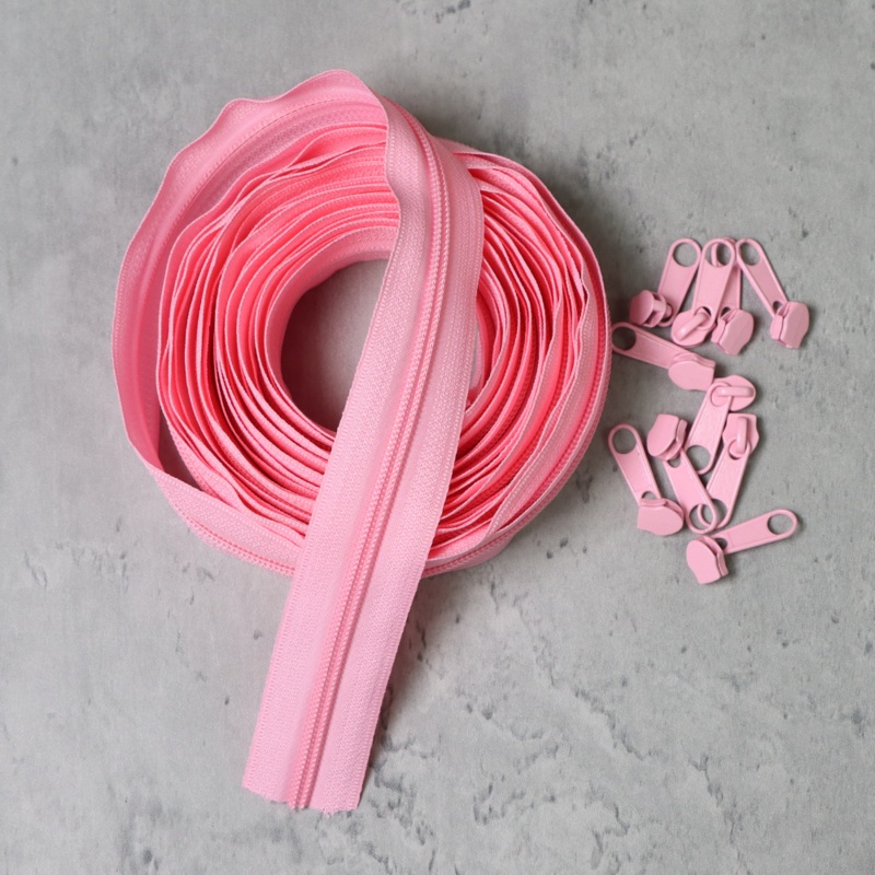 5 Yards Zipper Tape (10 Pulls)- Lt. Pink