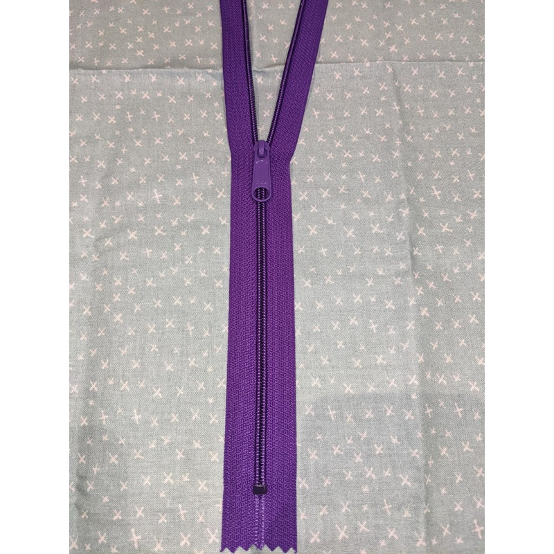 18″ Zipper Purple ZZ18P