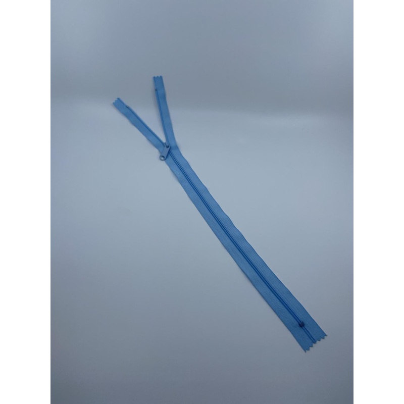18″ Zipper Baby Blue ZZ18BB