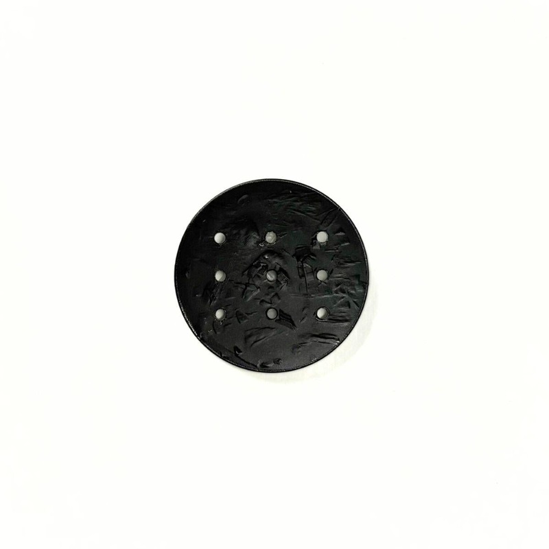 Dill Plastic Circle Black Button