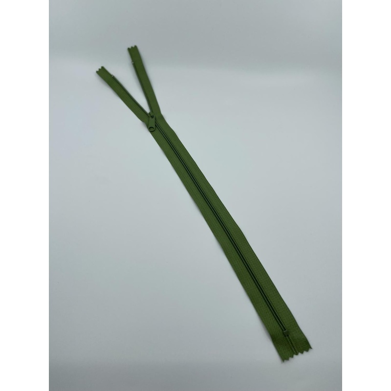 18″ Zipper Moss Green