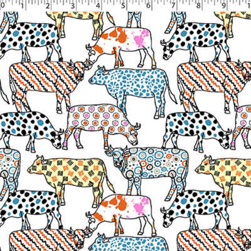0649202 CRAFT CORNER – PATTERN COW 007 WHITE