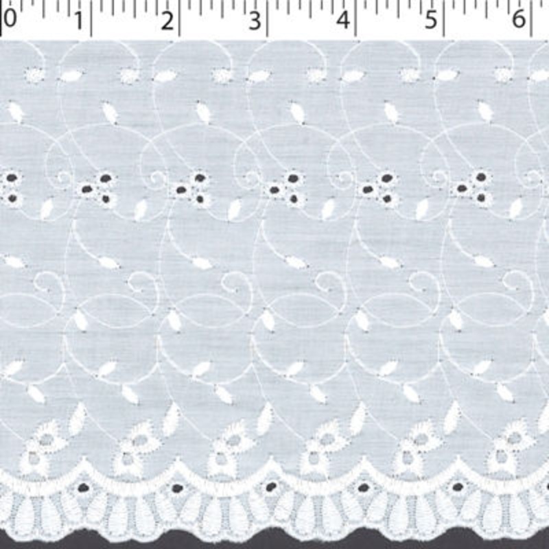 SCALLOPED EMBROIDERED EYELET – 02168/1 000 WHITE