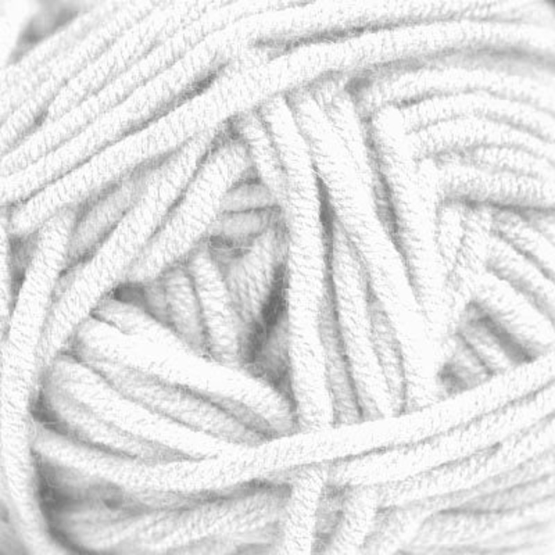 YARN – SOFT TONE 001 COTTON CLOUD